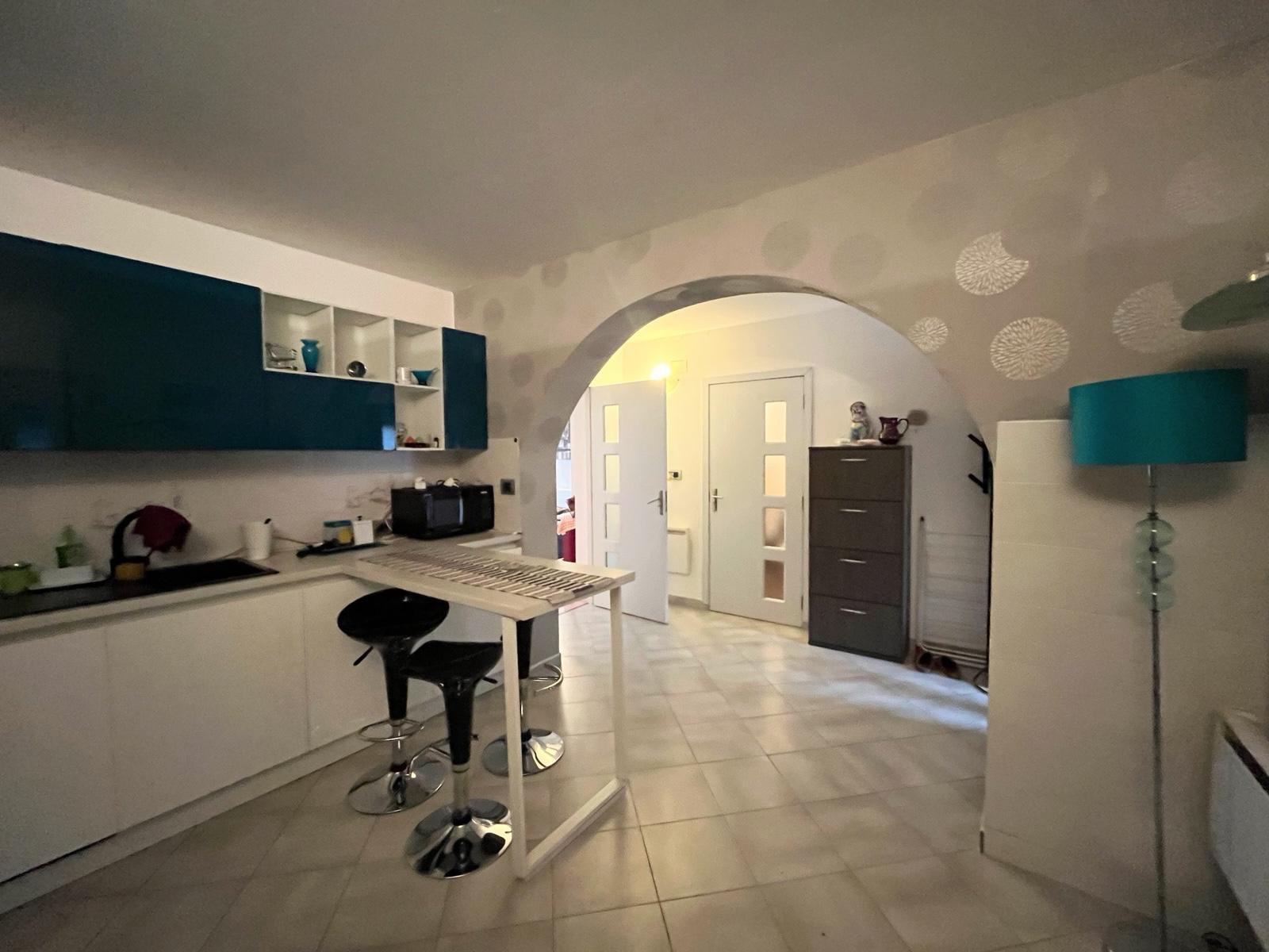 CASA 2 DORMITOARE | COMPLET MOLBILATA SI UTILATA | DORNESTI