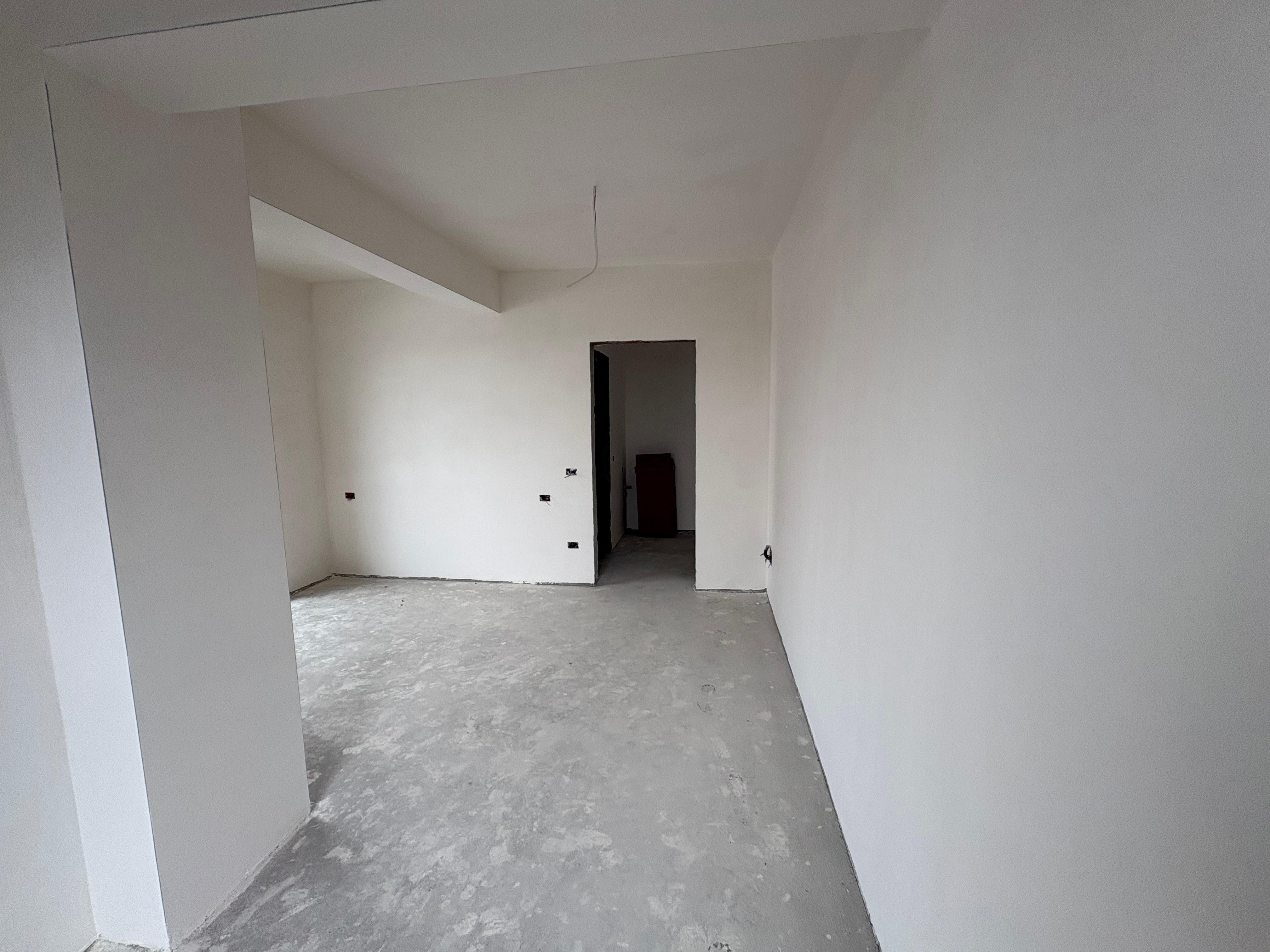 Apartamente 2–3 camere | 42–72 mp | Etaj 2–4 | Zonă în dezvoltare