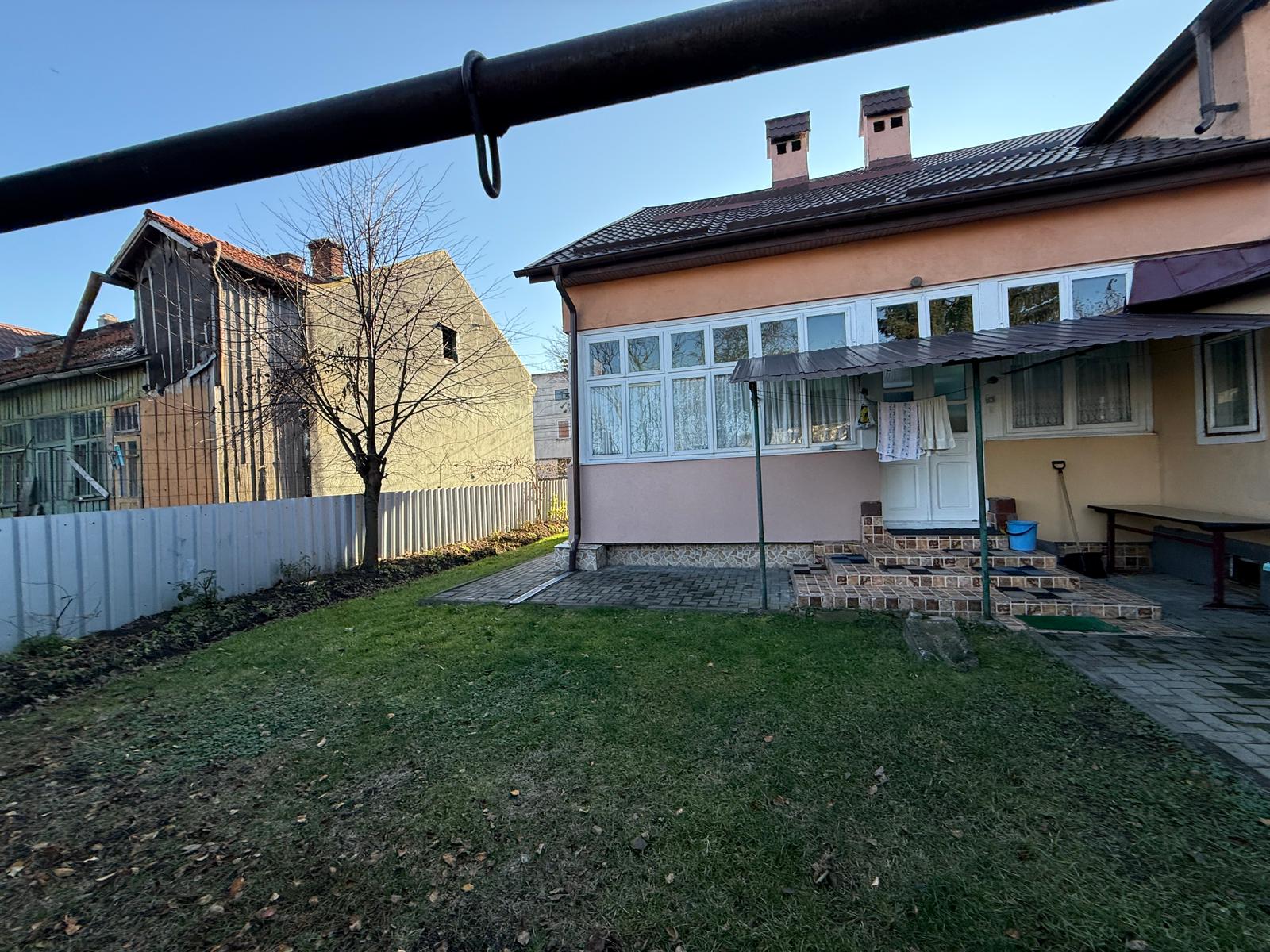 Casă individuală | 3 camere | Rădăuți, Central | 98 mp
