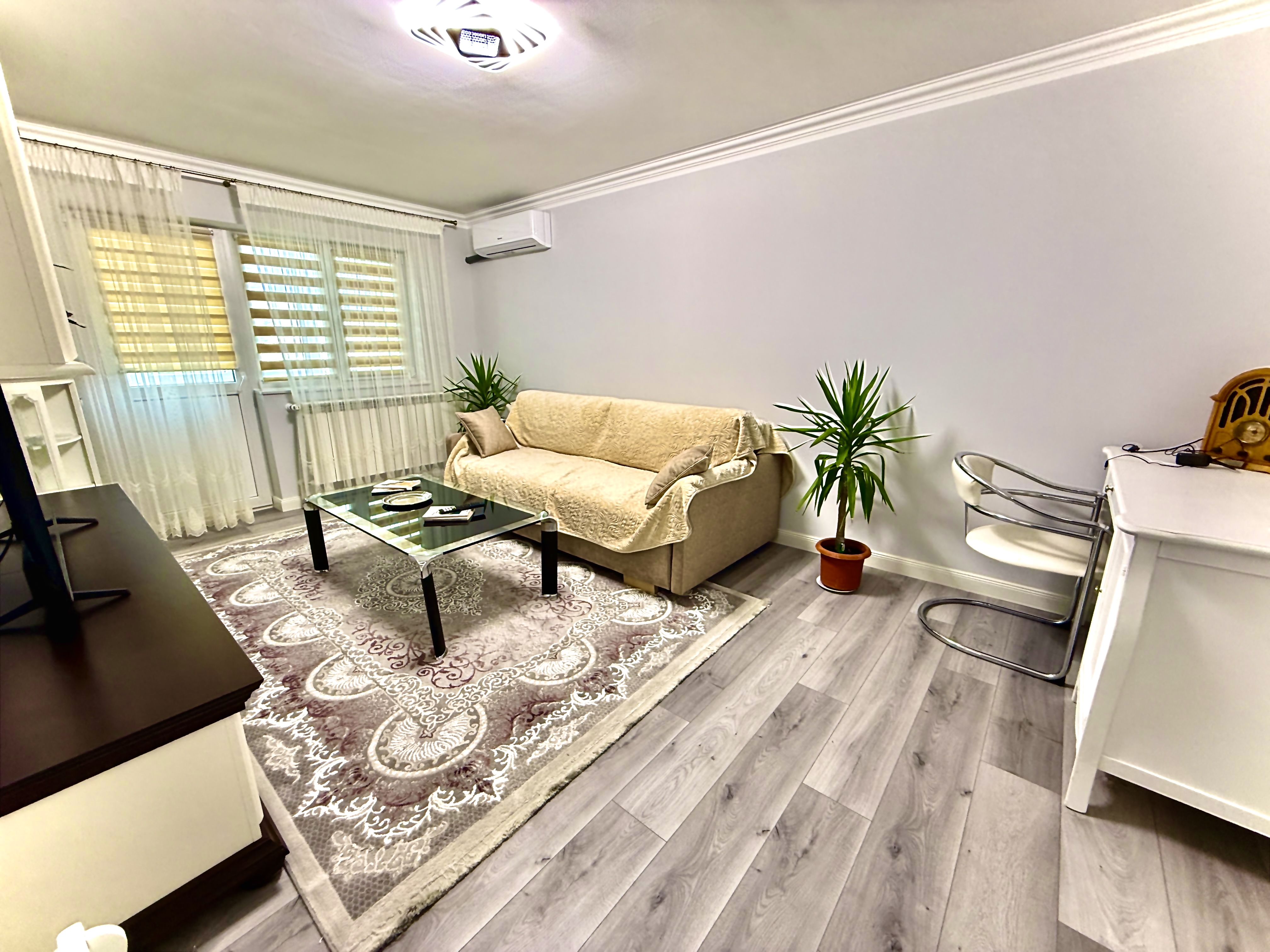 APARTAMENT 4 CAMERE | 2 BAI | CENTRAL | RADAUTI