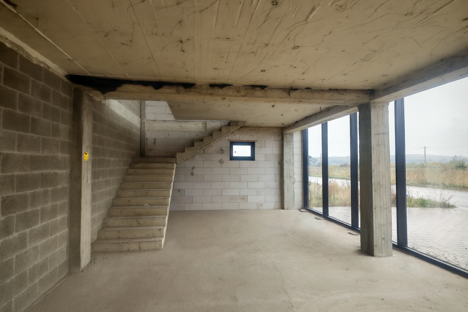 Spatiu Comercial 215 mp&Hală 380 mp | Împreună sau separat | Milisauti