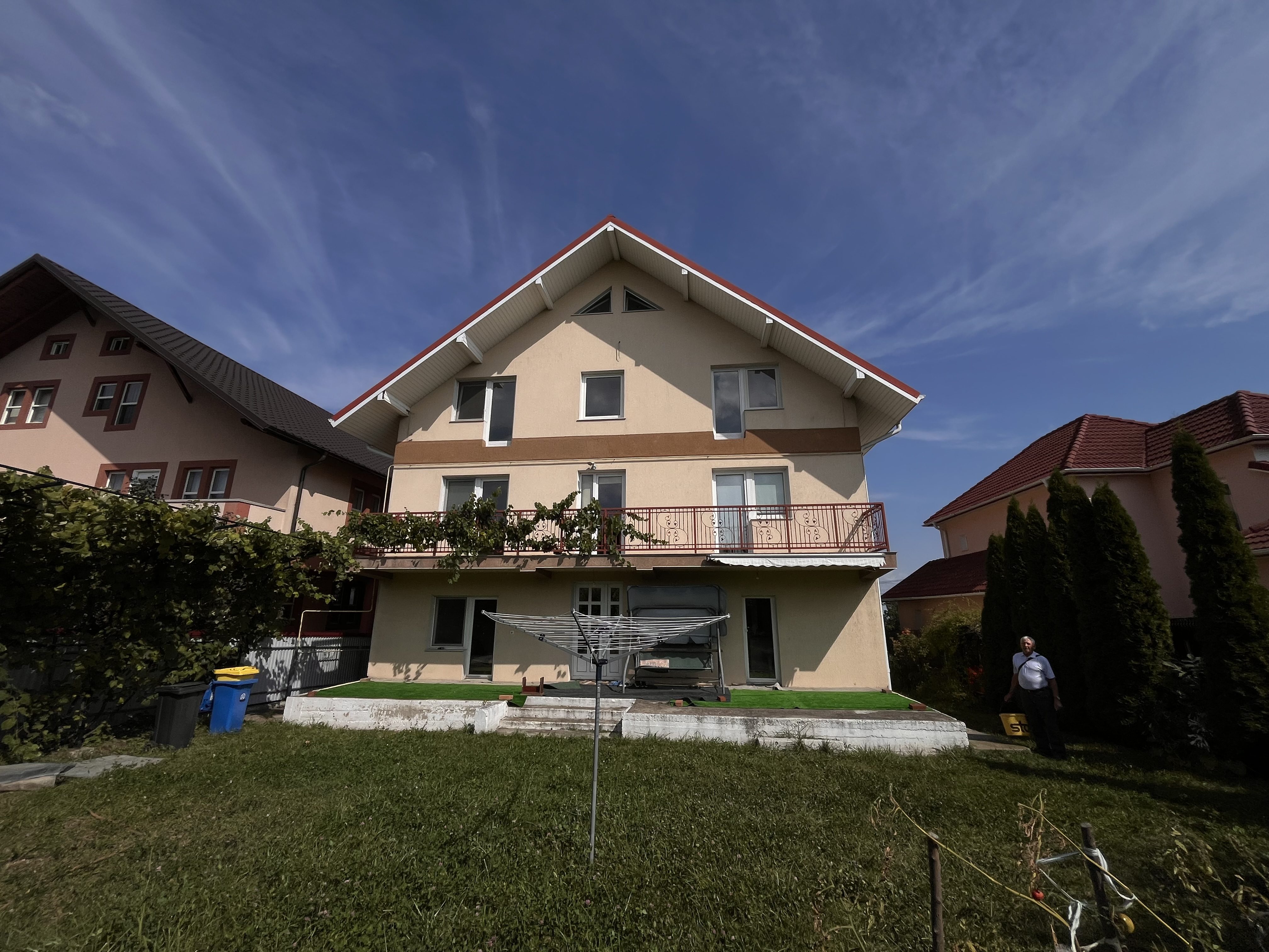 Casa/Vila de Vanzare 10 Ari Teren  I Suceava/Ipotesti I 245.000Euro