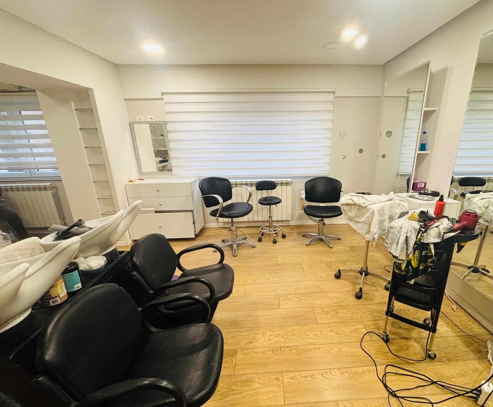 Spațiu Comercial - Salon Amenajat | Suceava