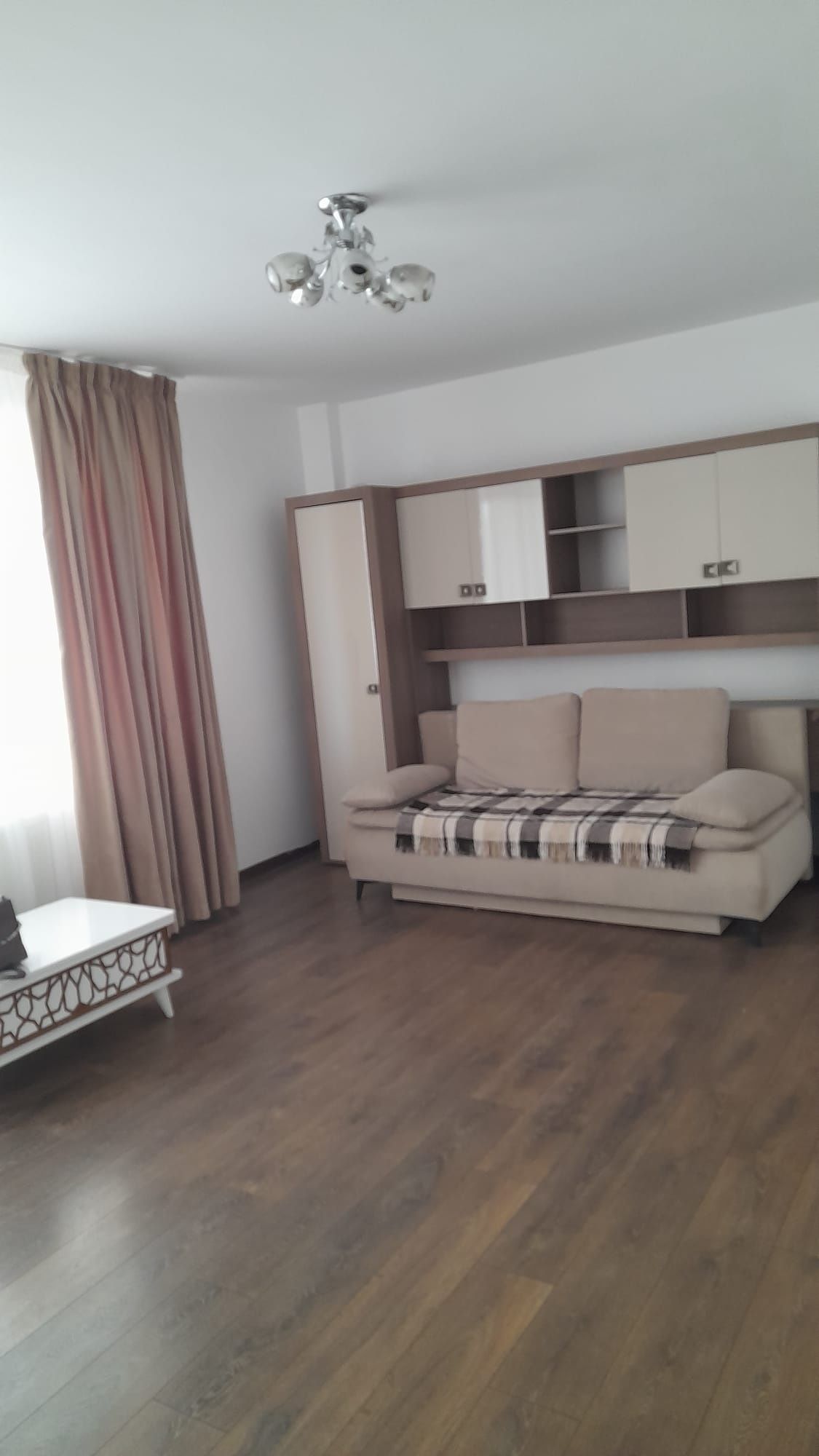 Închiriezi apartament