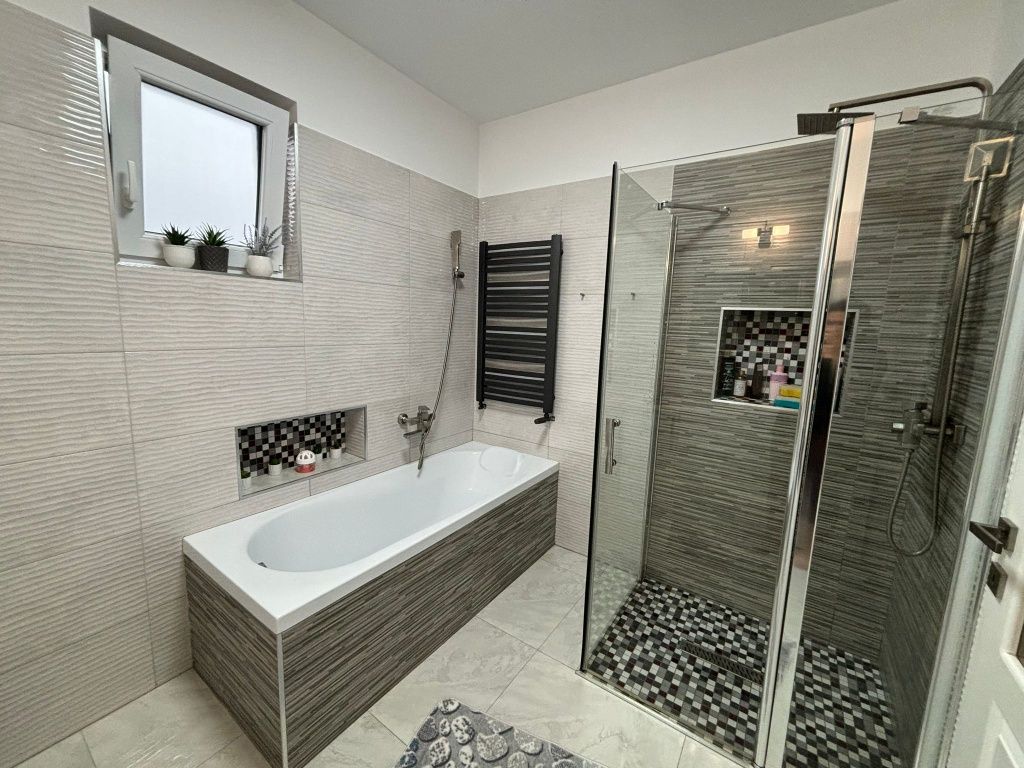 Apartament 3 camere