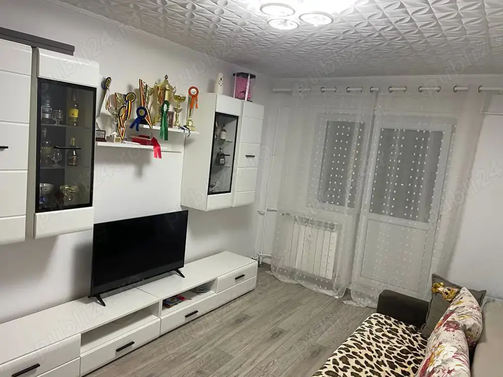 Vând Apartament 2 camere, Rădăuți!