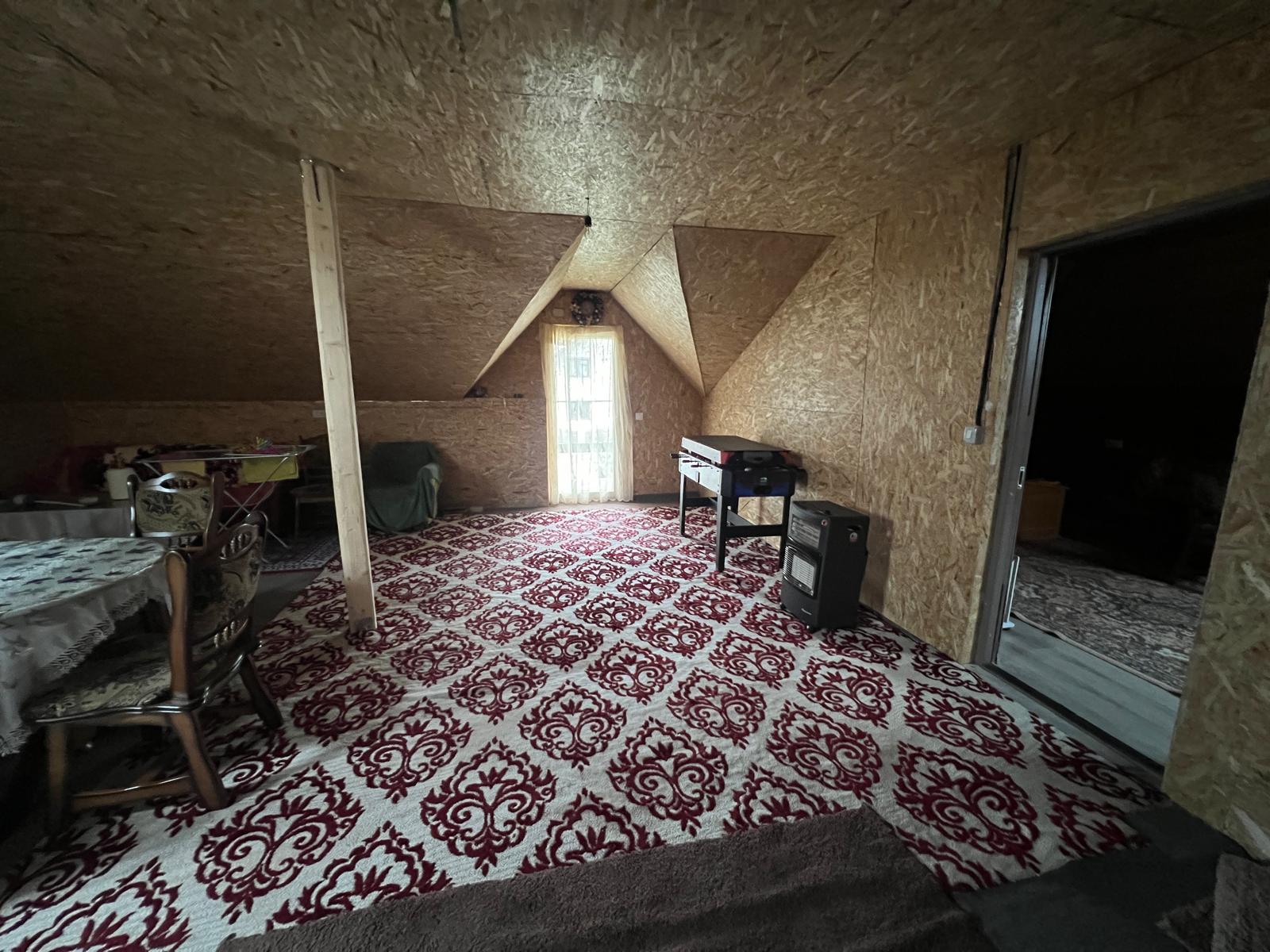 Casa la Rosu | 821Mp | Dornesti