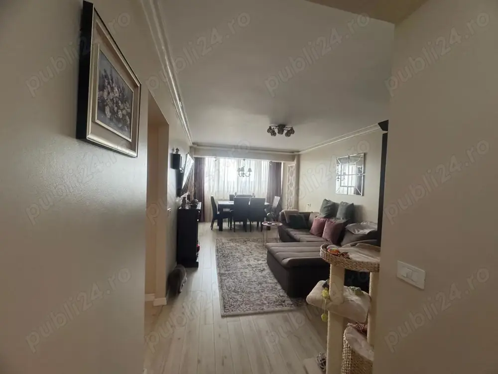 Vand apartament 3 camere Suceava