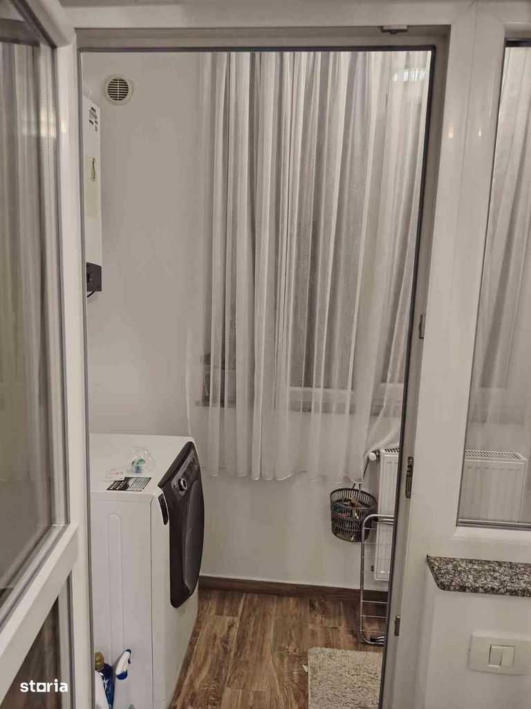 Vând apartament cu 3 camere