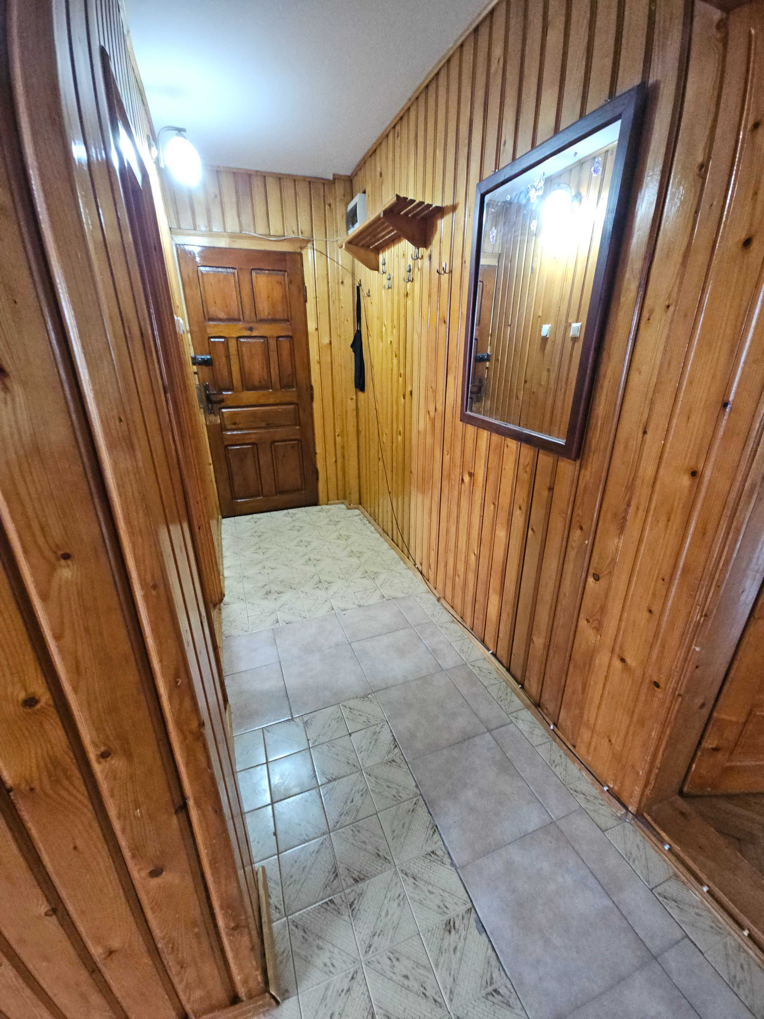 Vând apartament de 2 camere la preț avantajos