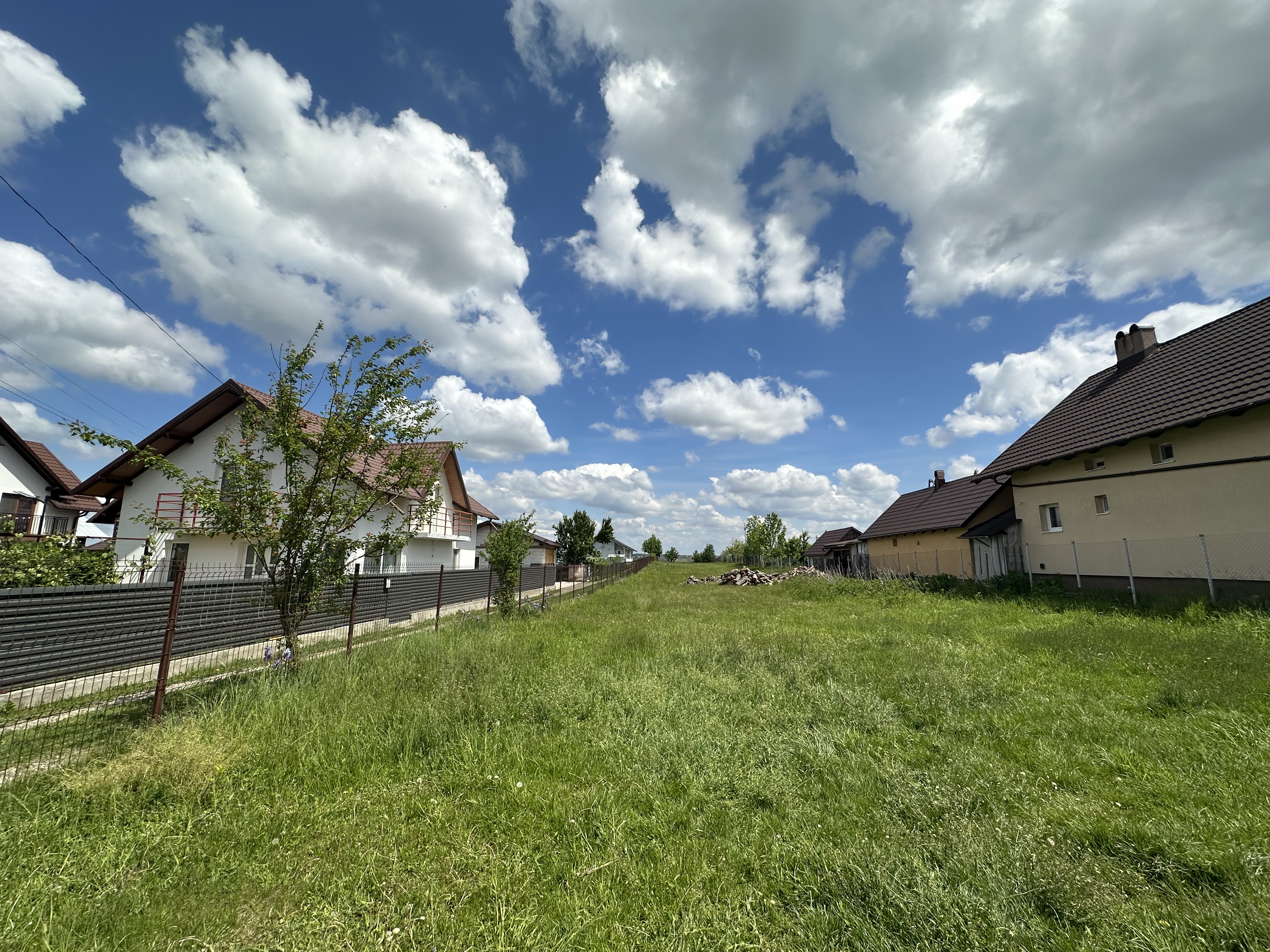 TEREN DE VANZARE | TISĂUȚI, IPOTEȘTI, SUCEAVA | 175.000 €