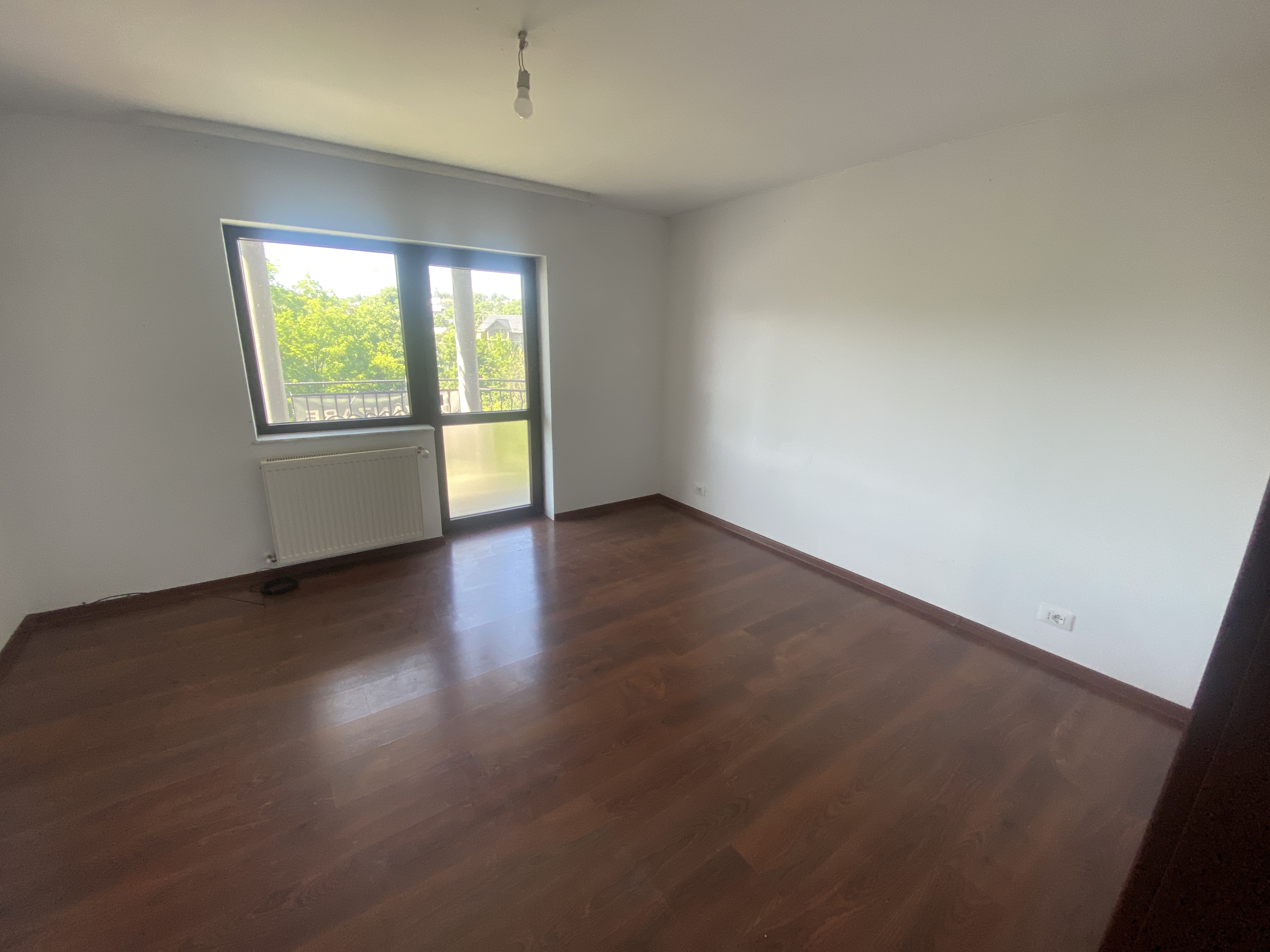 Casa Burdujeni | 29 ARI | 155.000 Eur