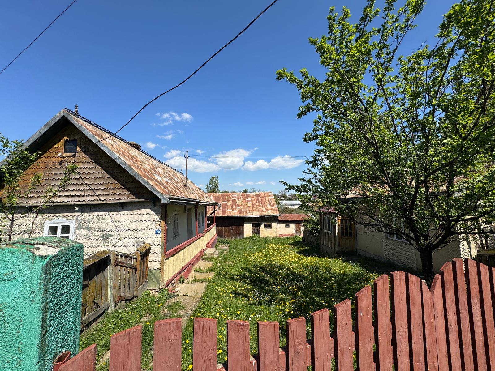 De Vanzare Casa\Teren | Mihoveni, Suceava | 49.000€ | 15 ari