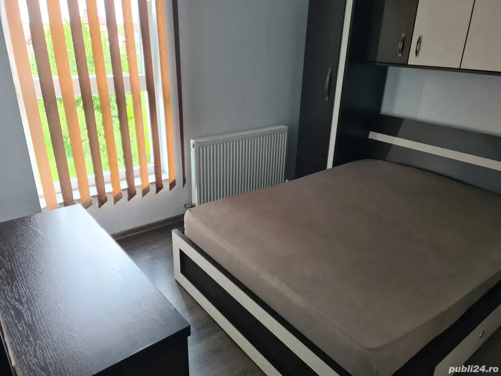 inchiriez apartament 3 camere