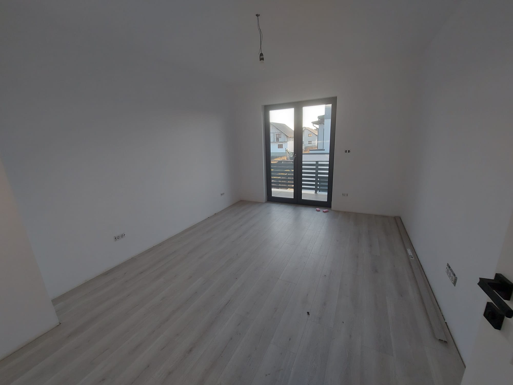 Casă Modernă și Spațioasă | Rădăuți | 4 ARI