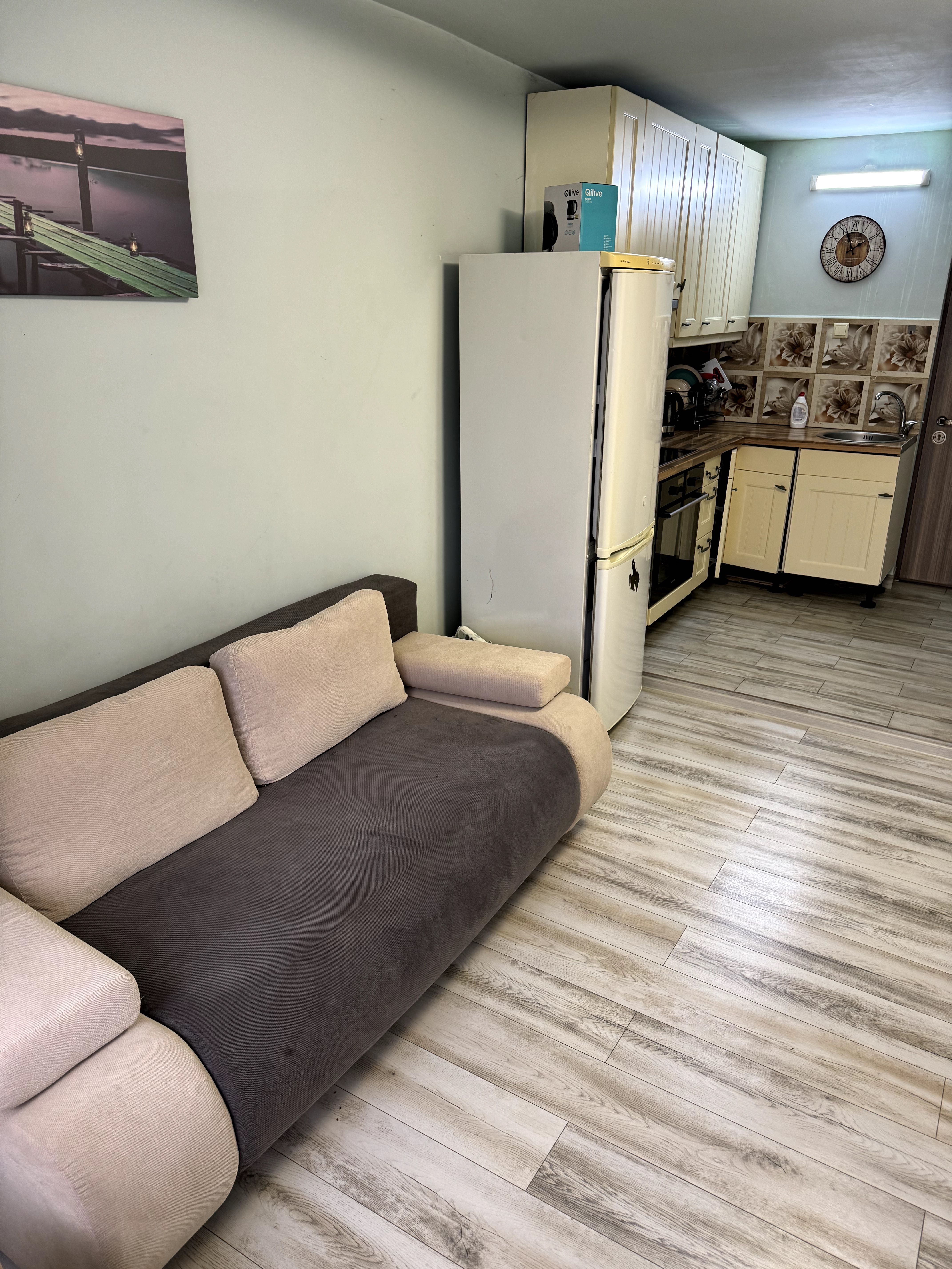 Garsoniera de vanzare în Burdujeni, zona Garii