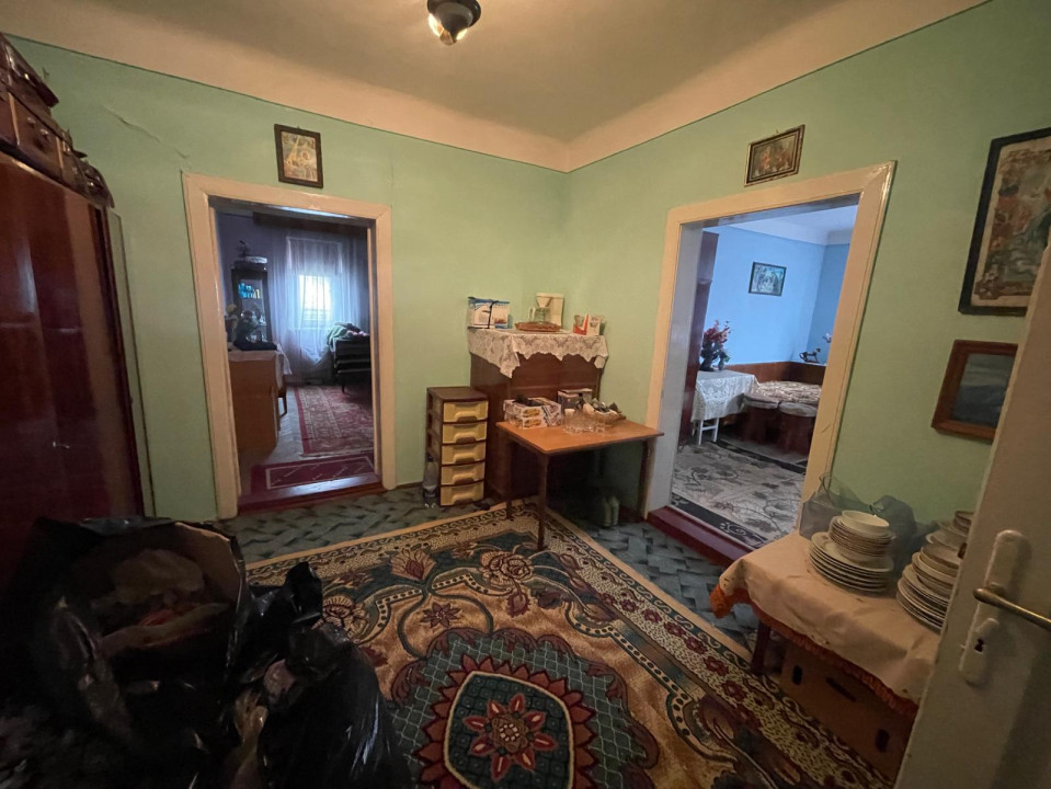 Apartament la casa cu 4 camere | 90.000 euro