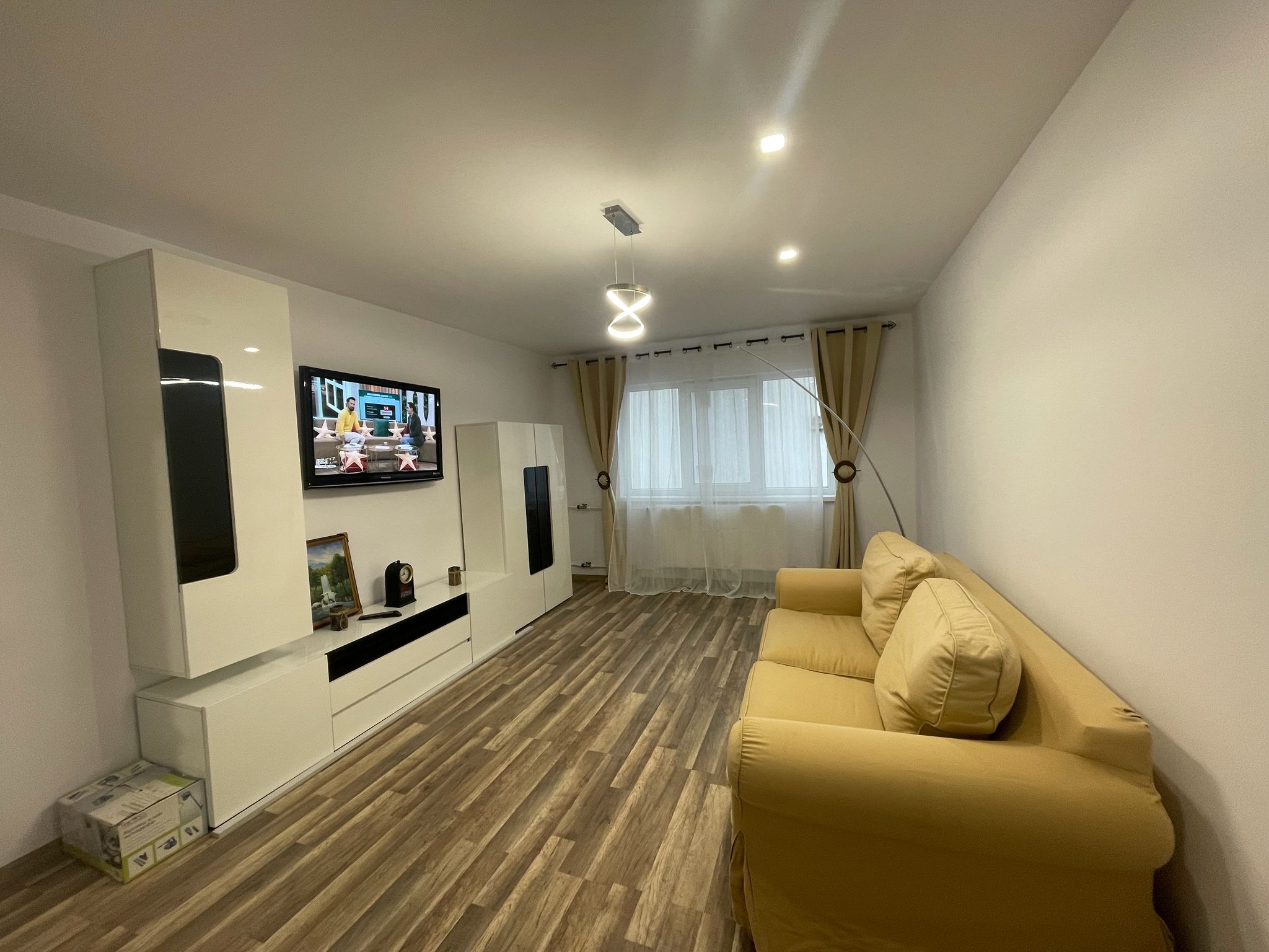 APARTAMENT MODERN | COMPLET MOBILAT SI UTILAT| 2 CAMERE | RADAUTI